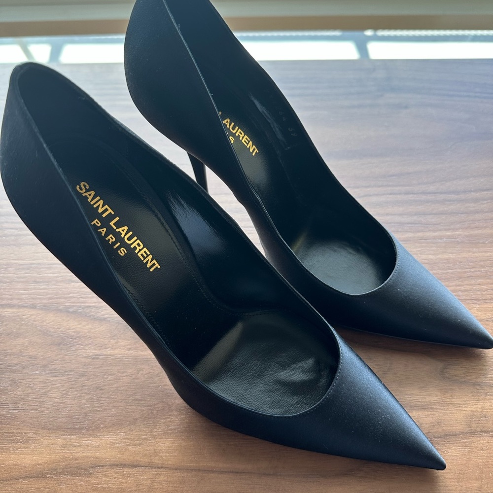 Saint Laurent Instinct 110mm Pumps (black satin) - Picture 2 of 6